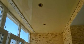 Натяжной потолок на балкон Губкин, цена 6295 руб.